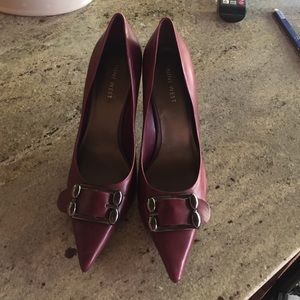 Burgundy heels with buckle